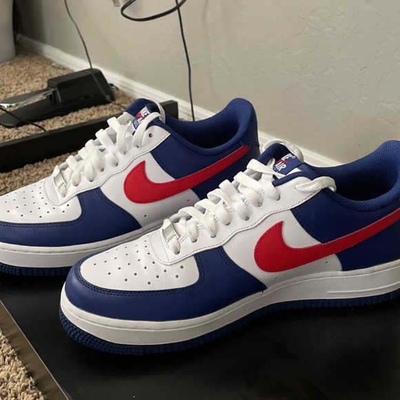 Limited Edition Red, White, and Blue USA Airforce Ones - Mens 8.5 - Picture 2 of 4
